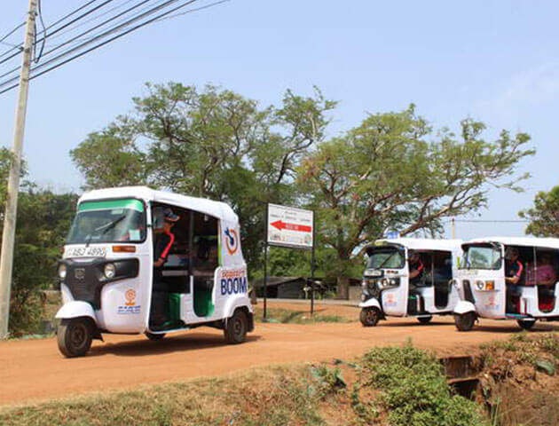 Tuk-Tuk Tours Seenigama-2